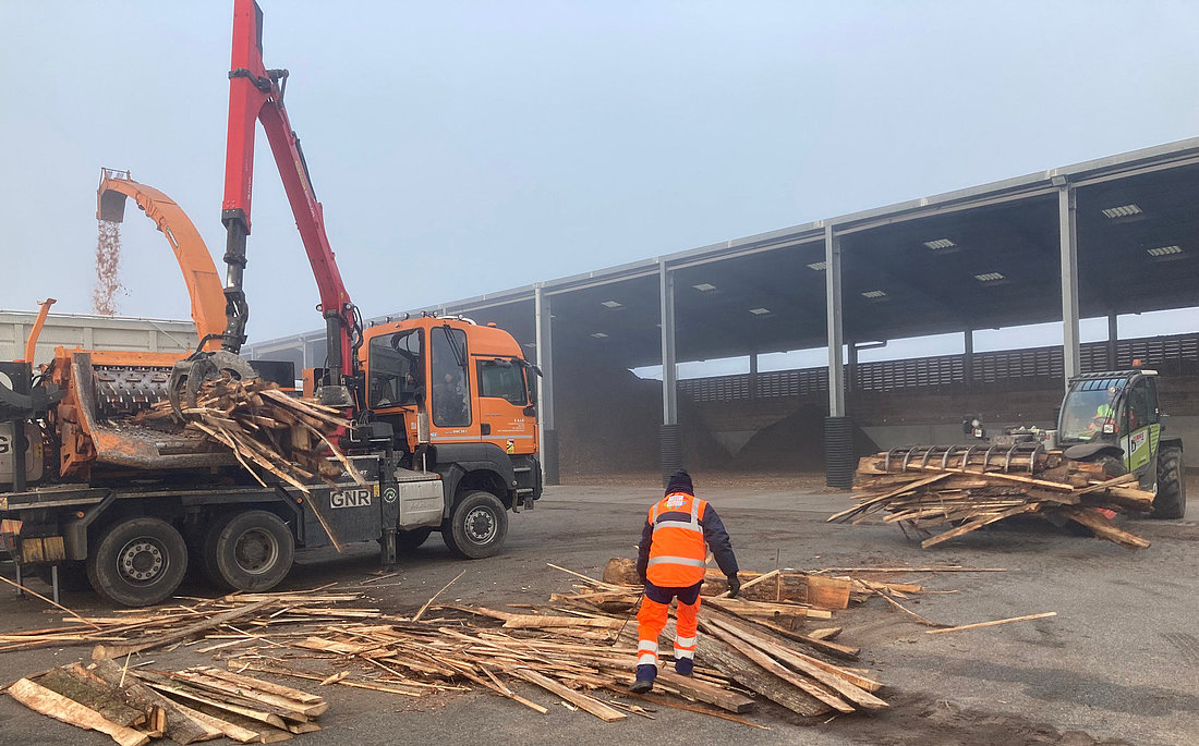 photo de broyage sur la plateforme bois énergie