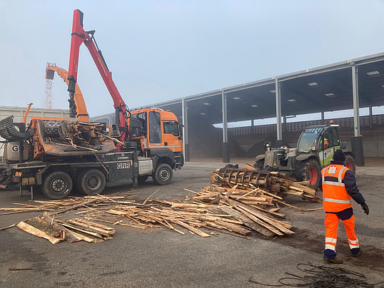 photo de broyage sur la plateforme bois énergie